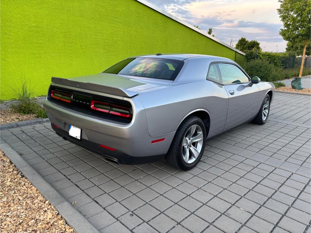 Dodge Challenger