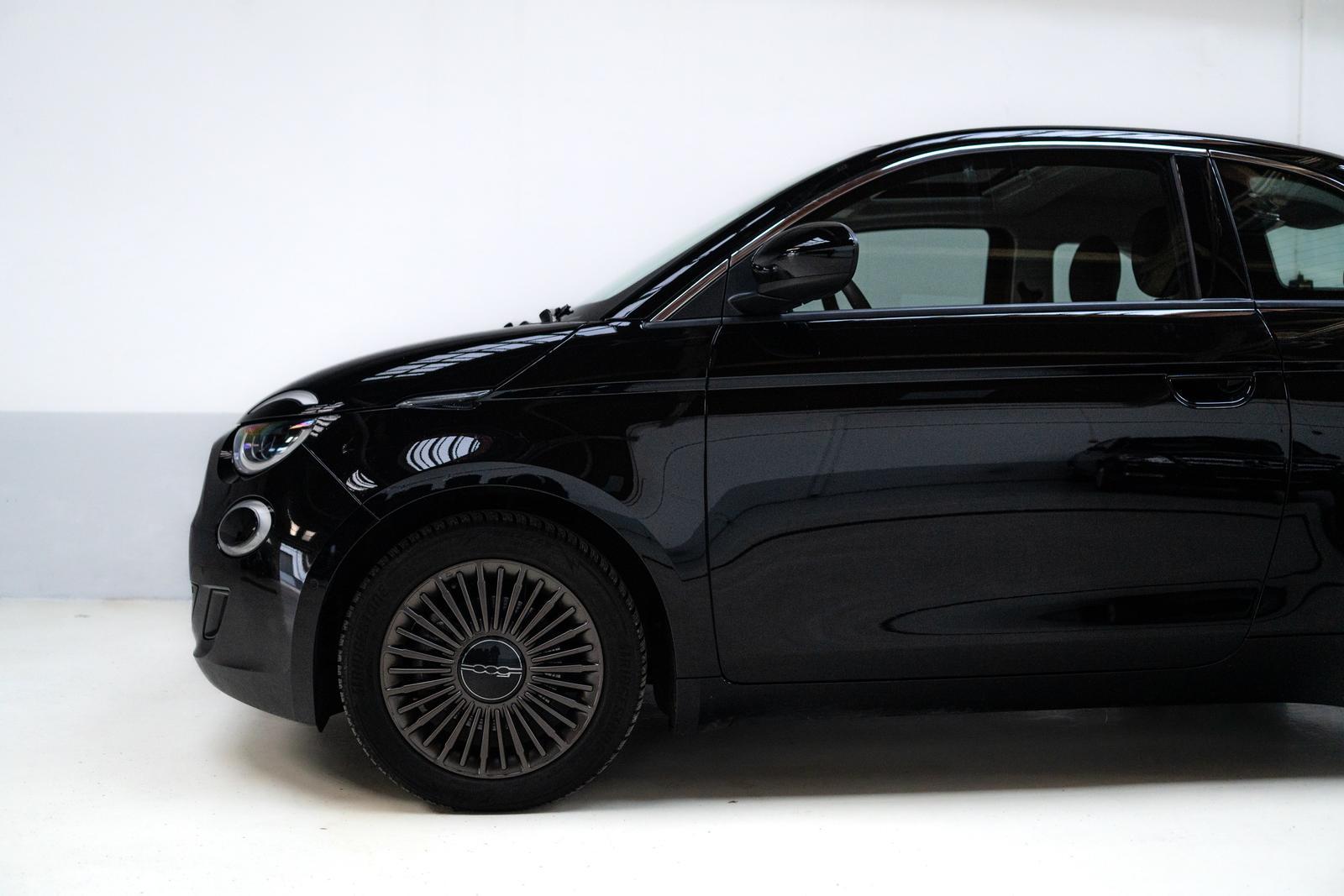 Fiat 500e Icon Skydome LED 360' CarPlay Totwinkel 17"