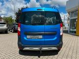 Dacia Dokker Stepway Celebration TCe 115 Navi Kamera - Dacia Gebrauchtwagen Duisburg