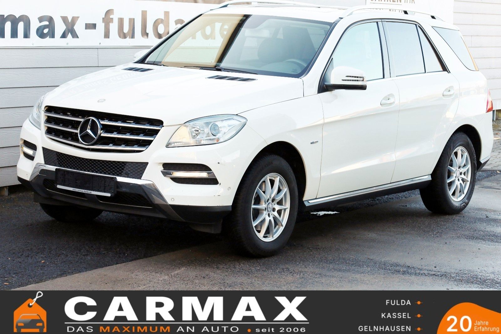 Fahrzeugabbildung Mercedes-Benz ML 250 CDI BT T.Leder,Navi,SD,SH,Park Assist,AHK
