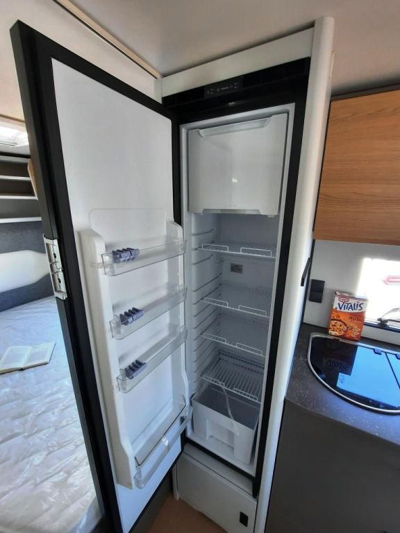 Fahrzeug Übersicht 16 Fahrzeugabbildung Bürstner B66 465 TS Verfüg./Sparen Sie 3.810,- €