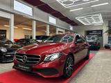 Mercedes-Benz E 220d  T*1.HAND*360°*BURMESTER*ACC*AHK*NIGHT*SD - gebrauchte Mercedes-Benz E 220 aus dem Jahr 2016