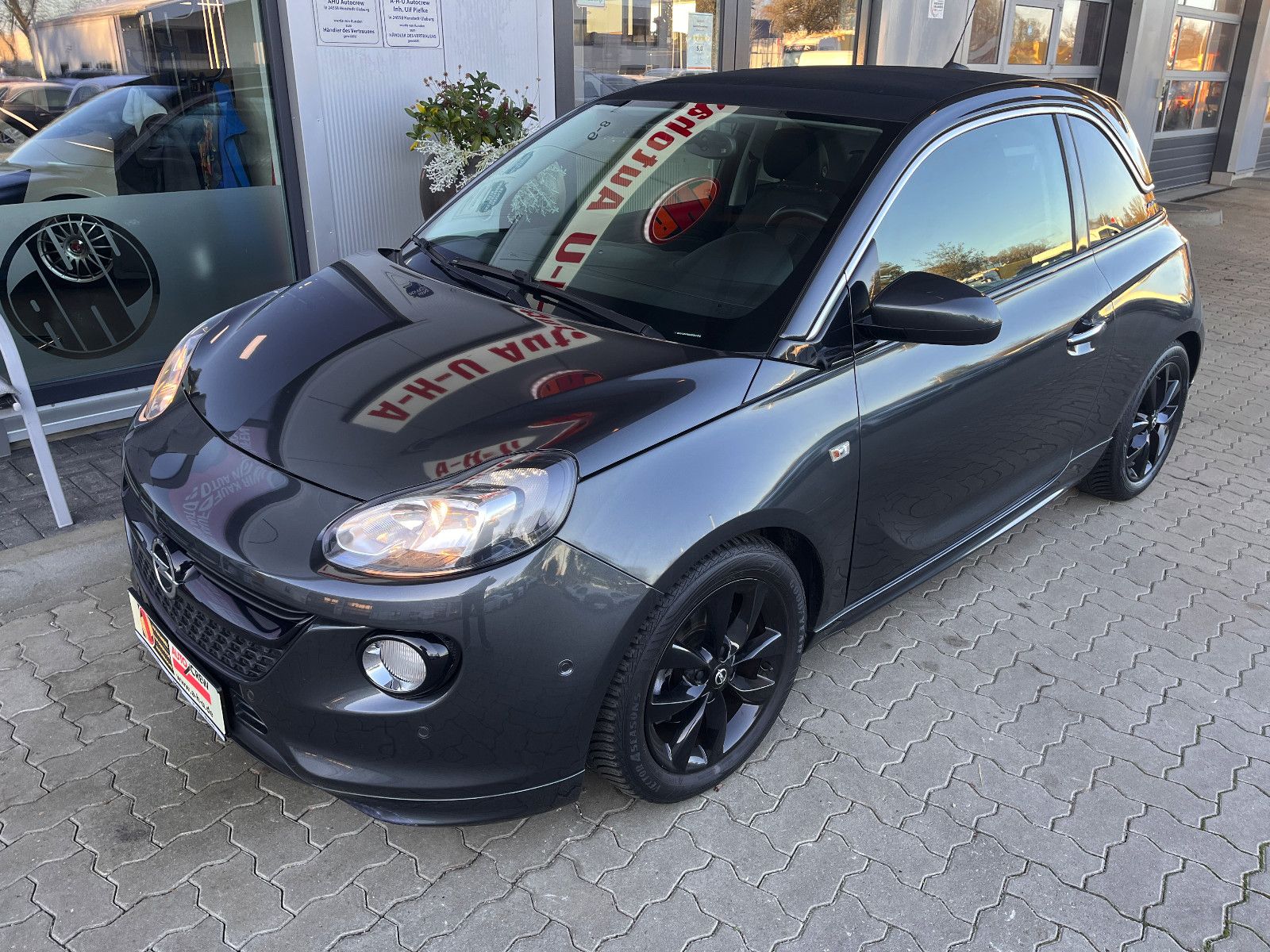 Fahrzeugabbildung Opel Adam Open Air 1.0 Turbo