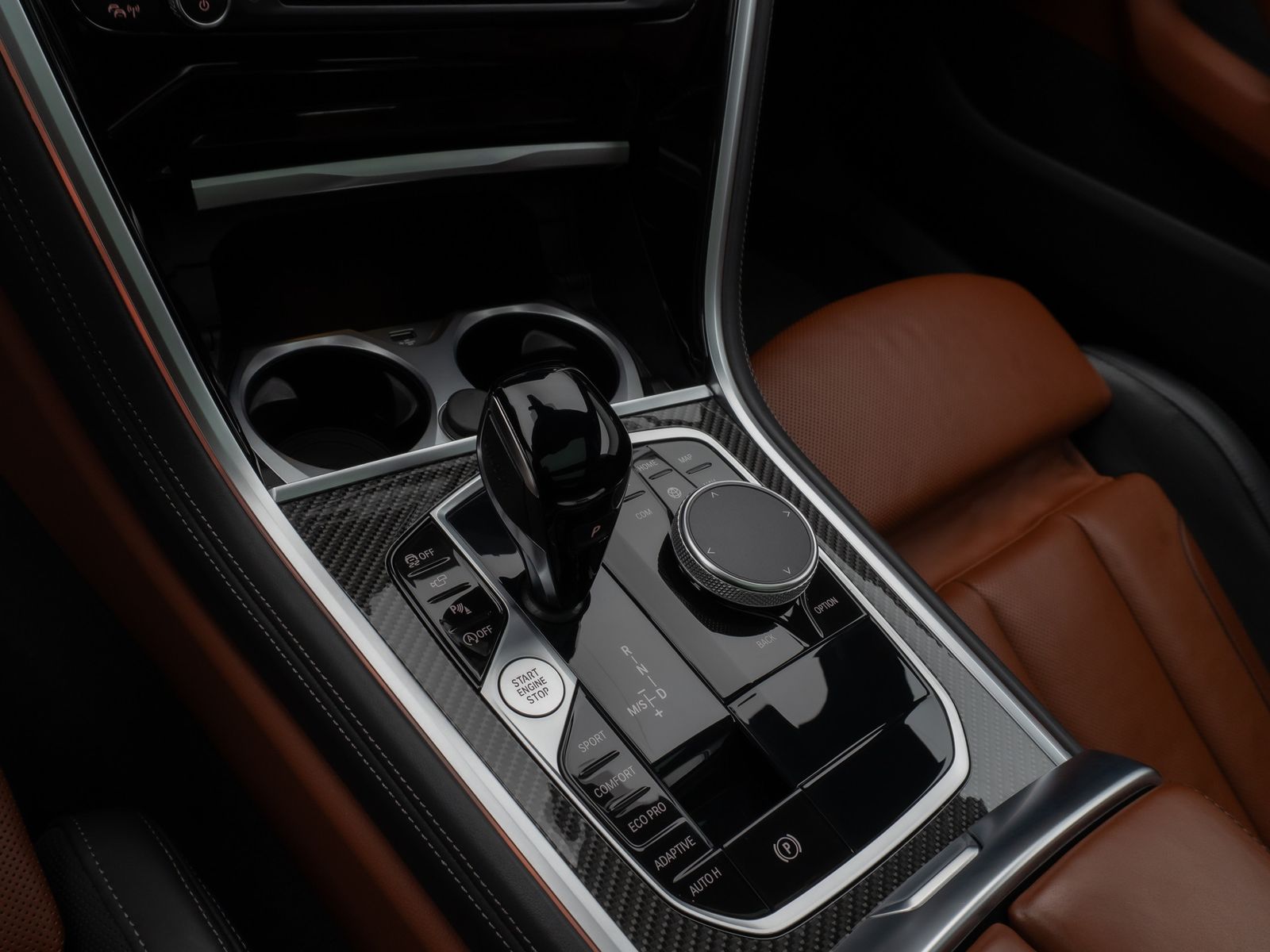 Fahrzeugabbildung BMW M850i xD Gran Coupé Panorama 360°HUD H/K SoftCL