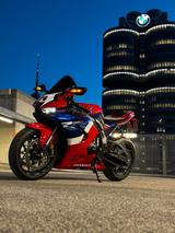 Honda Cbr 1000rr r - Honda Motorräder in München