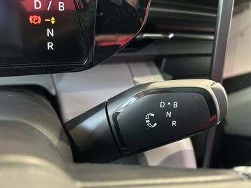 Ford Explorer Select RWD