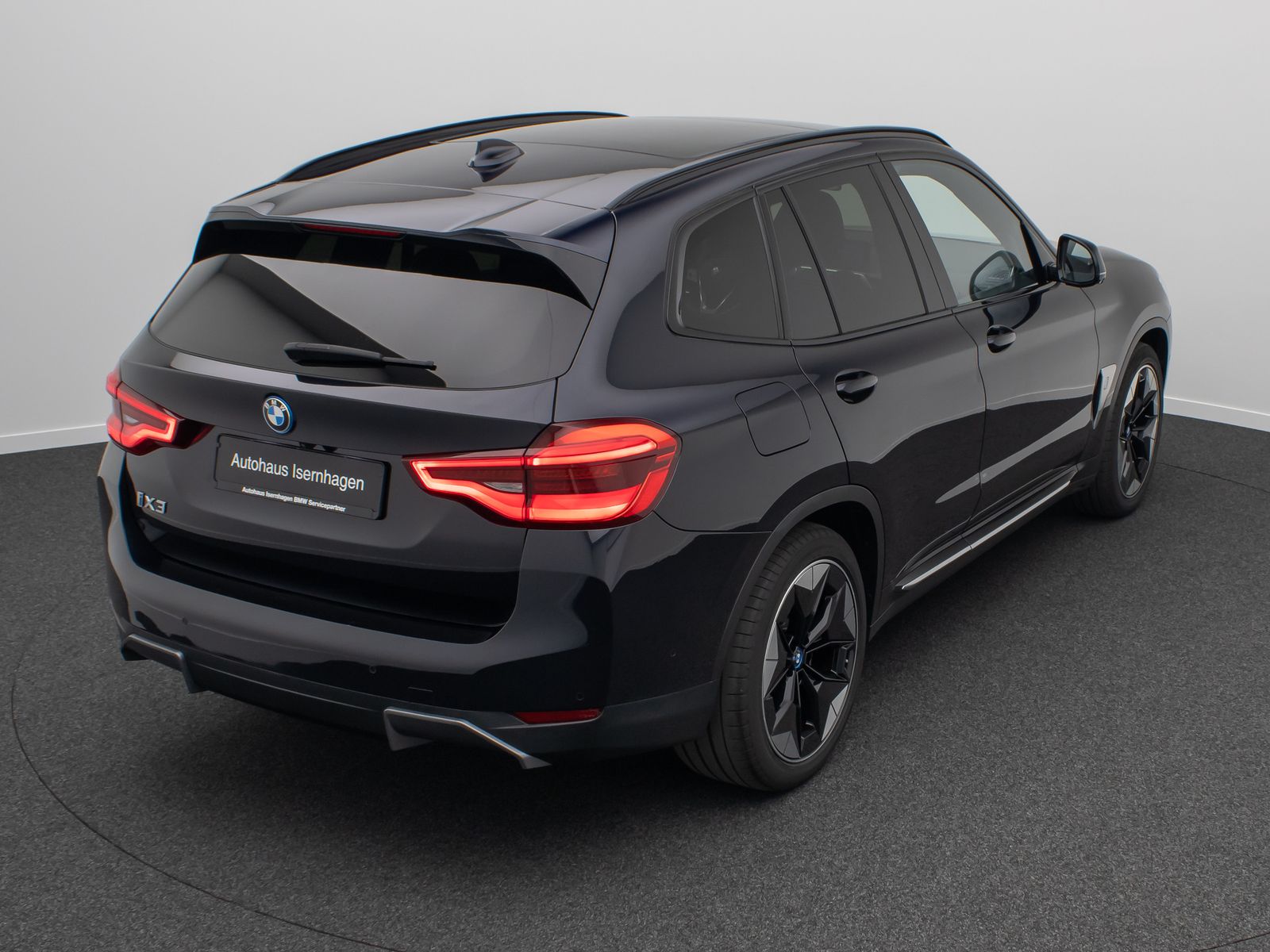 Fahrzeugabbildung BMW iX3 Impressive Panorama 360°HUD DAB H/K AHK 20"