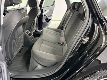 Audi A4 - 10