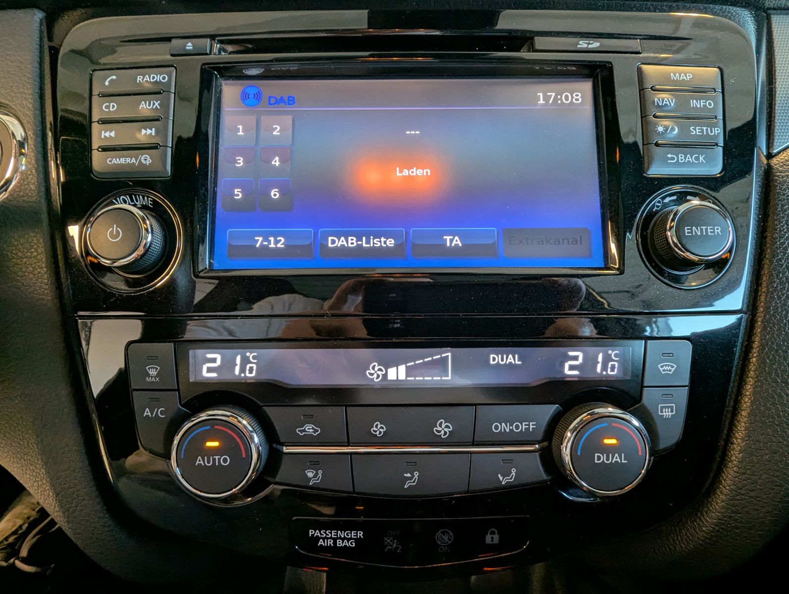 NISSAN Qashqai 1.6 DIG Tekna+ Pano Bose 360° Memory 19" - Image 28