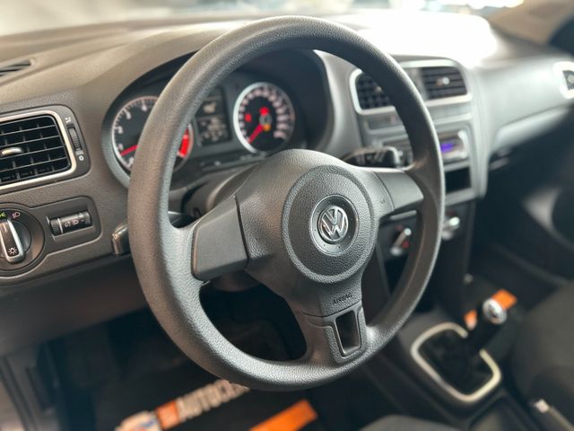 MYAUTOCENTER – Gebraucht- und Jahreswagen mit Werkstattservice in Pfaffenhofen Volkswagen Polo *Comfortline*Klima*Pdc*Szhz*