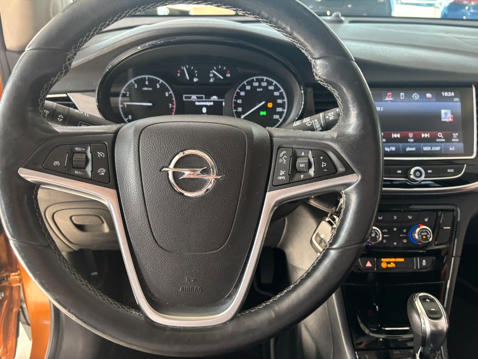 Fahrzeugabbildung Opel Mokka X ON 1.4T NAVI/SHZ/PDC/ALLWETTER/