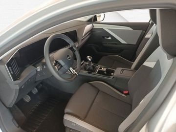 Fotografie des Opel Astra L 5-trg. Enjoy inkl. Tech & Komfortpaket