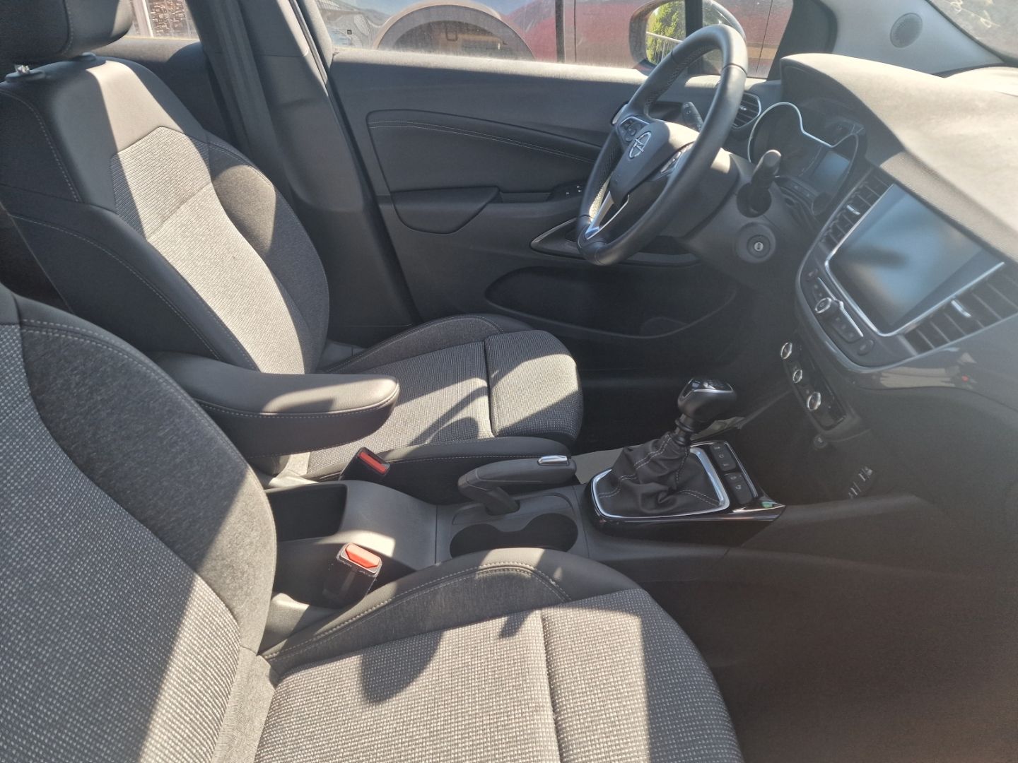 Fahrzeugabbildung Opel Crossland Elegance Navi LED Apple CarPlay Androi