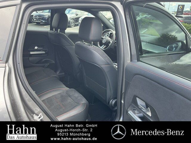 Fahrzeugabbildung Mercedes-Benz GLA 200 AMG/NIGHT/MULTIB./AHK/360/TOTW./AMBI/..
