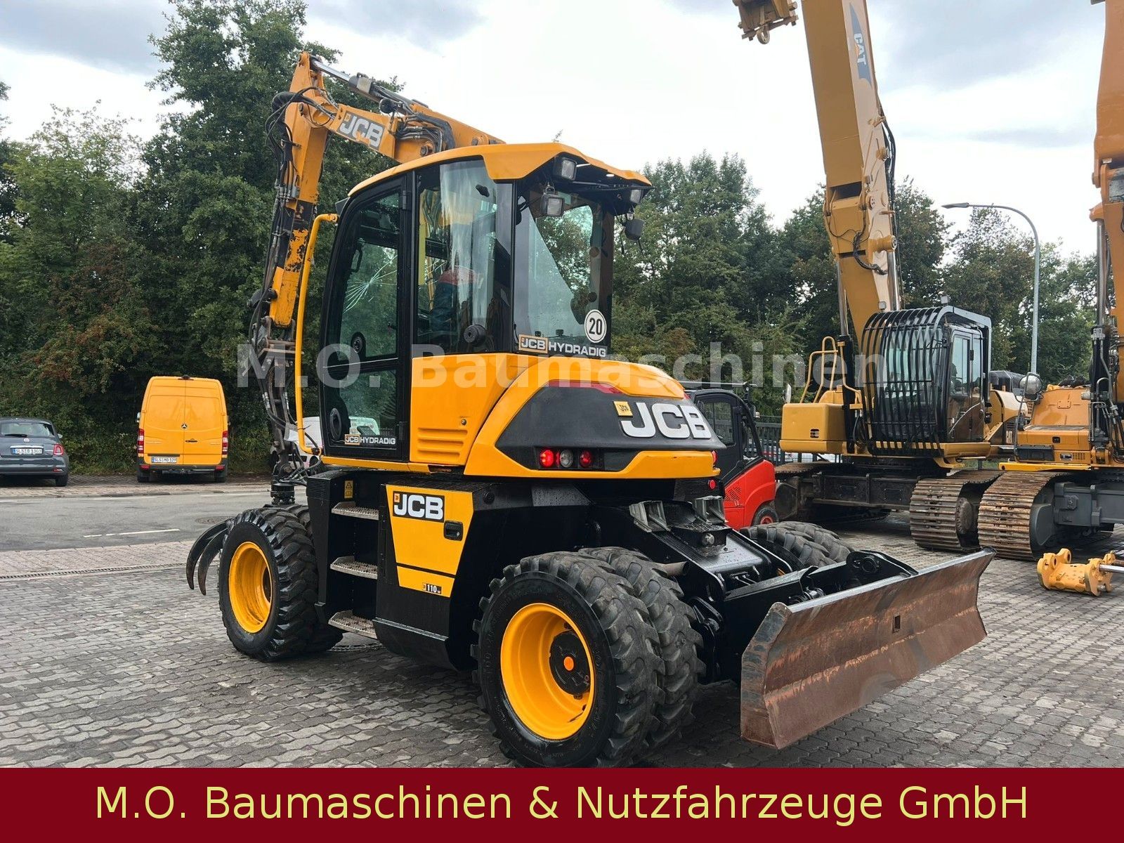 Fahrzeugabbildung JCB 110 W Hydradig / Holzgreifer / 2x Tieflöffel