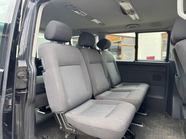 Fahrzeugabbildung Volkswagen T5 Caravelle 8 Sitze Klimaautomatik 1.9 TDI