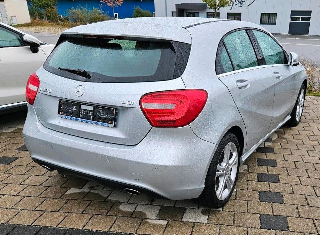 Mercedes-Benz A 200