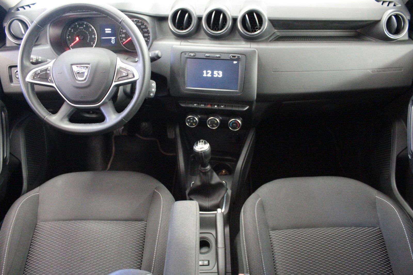Fahrzeugabbildung Dacia Duster Sce 115 Eco-G*AHK*15075*