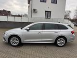 Skoda Octavia Combi Style/VIRT/MEM/CAM/LED/HEAD-UP/NAV - Skoda Octavia: Style