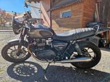 Triumph Street Twin 900 - TRIUMPH STREET TWIN