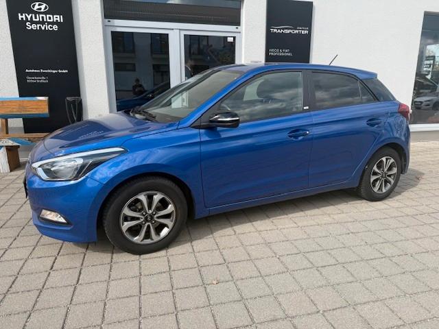 Hyundai i 20 1.2 M/T Passion Sitz- und Lenkradheizung