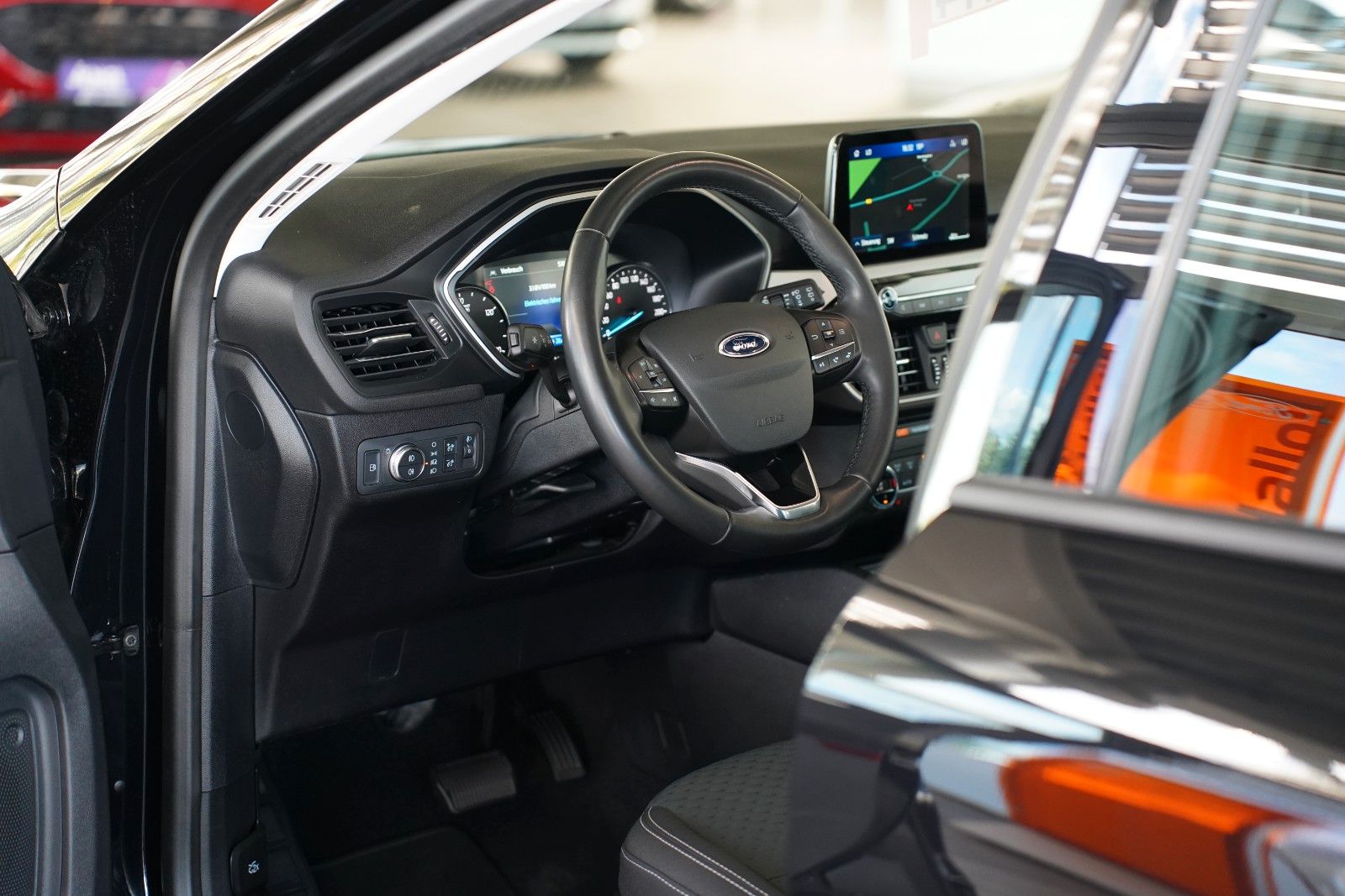 Fahrzeugabbildung Ford Kuga PHEV C&C Winter-Paket*Allwetter*Navi*Assist