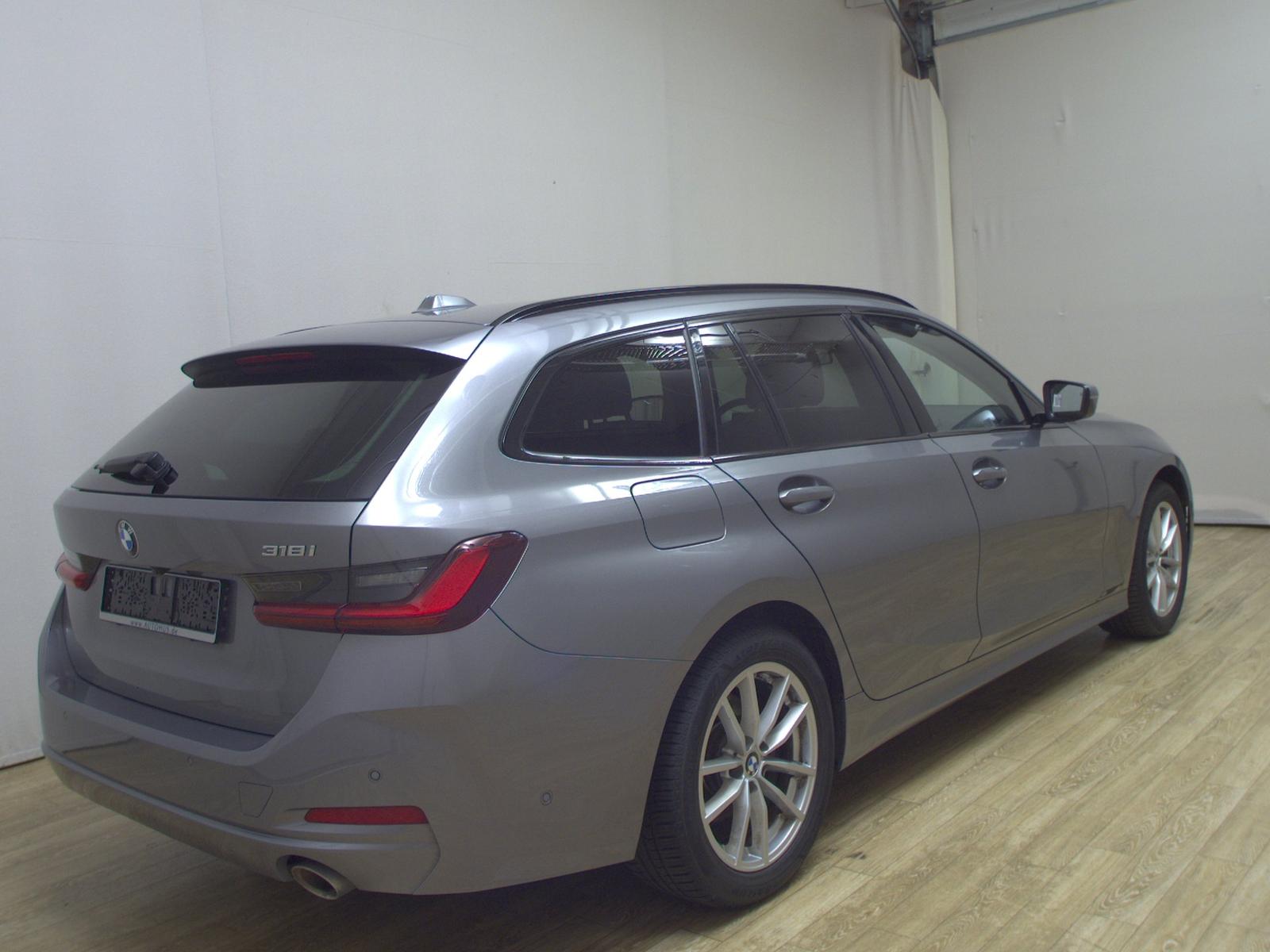 BMW 3 Series iA Touring Innovation Navi LED Curved HuD RFK, миниатюра 4