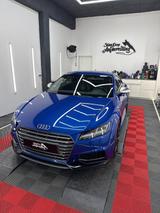 Audi TTS Coupe 2.0 TFSI S tronic quattro - - blaue Audi TTS