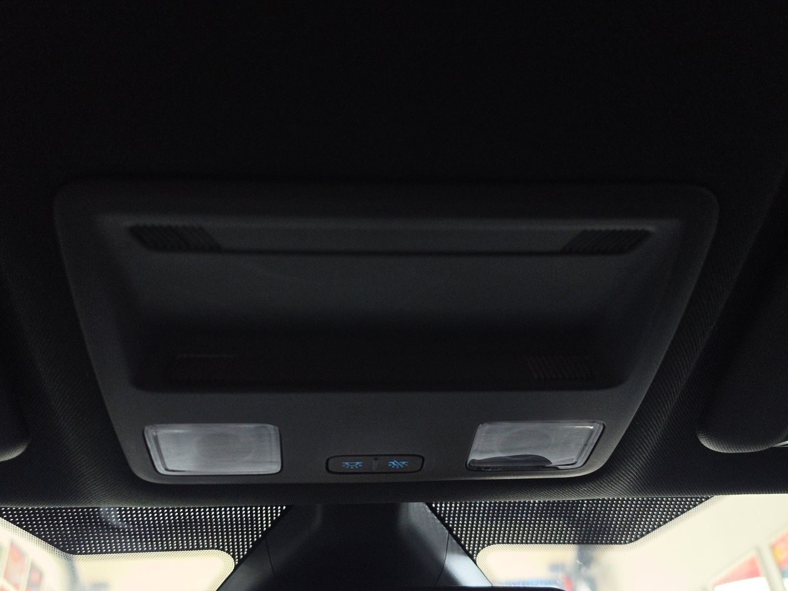 Fahrzeugabbildung Ford Fiesta ST-Line X AUTOMATIK+LED+KAMERA+PDC+SHZ