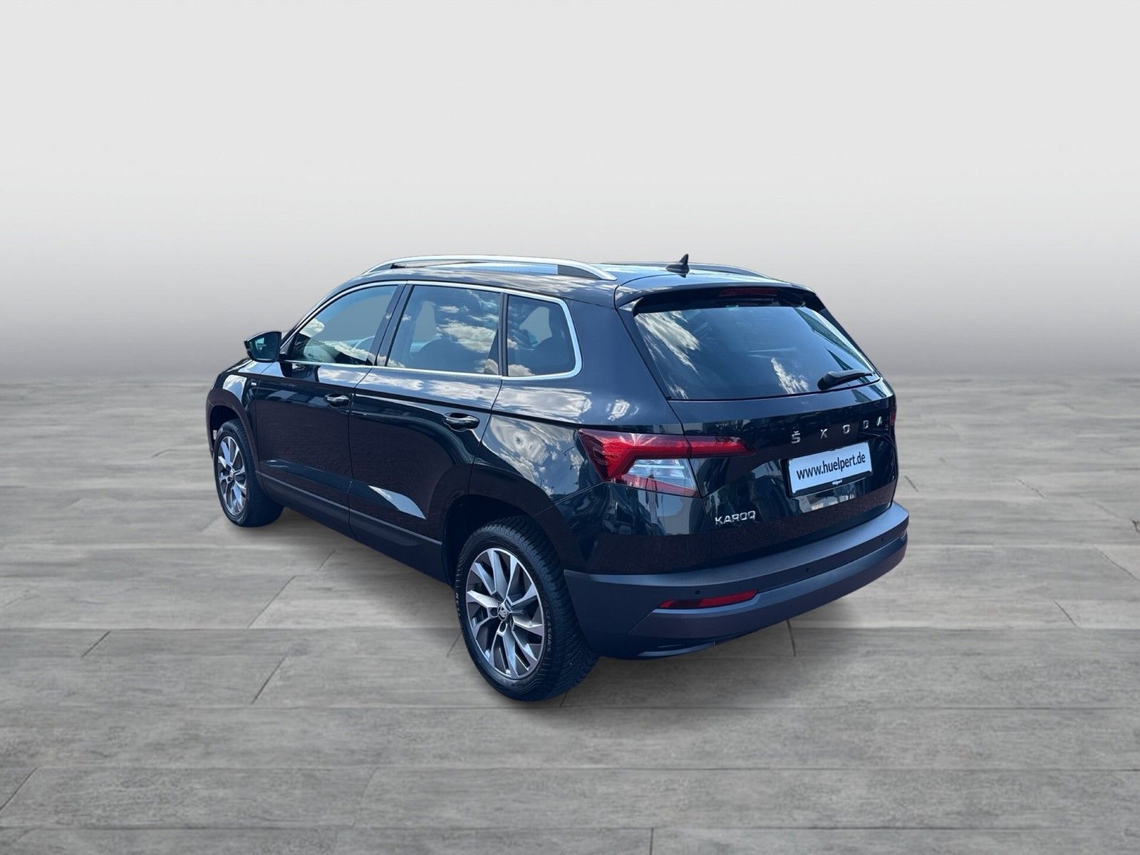 Skoda Karoq 1.5 CLEVER CAM eKLAPPE NAVI ALU SITZHEIZ imagem 3