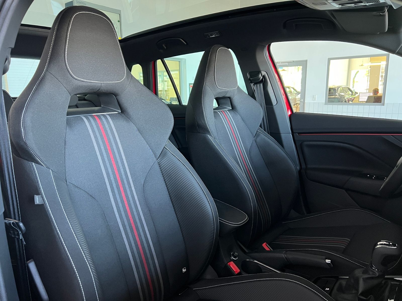 Fahrzeugabbildung SKODA Kamiq Monte Carlo 1.5 TSI DSG *AHK, Matrix-LED*