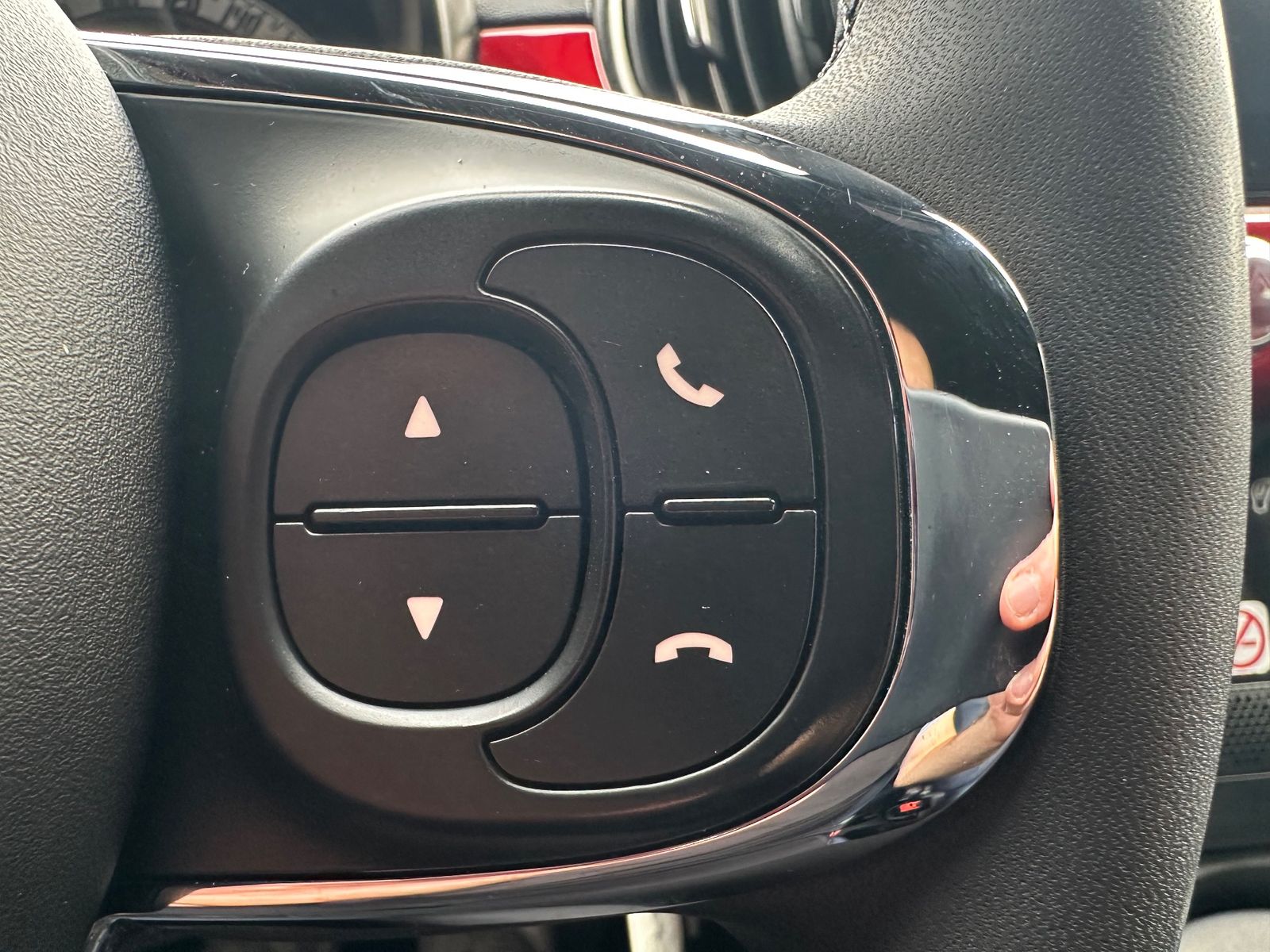 Fahrzeugabbildung Fiat 500C 1.0 GSE Mild-Hybrid Club KOMFORT-PAKET