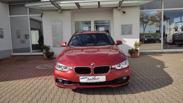 320i Touring  xDrive Advantage *AHK*LED*Panoram.