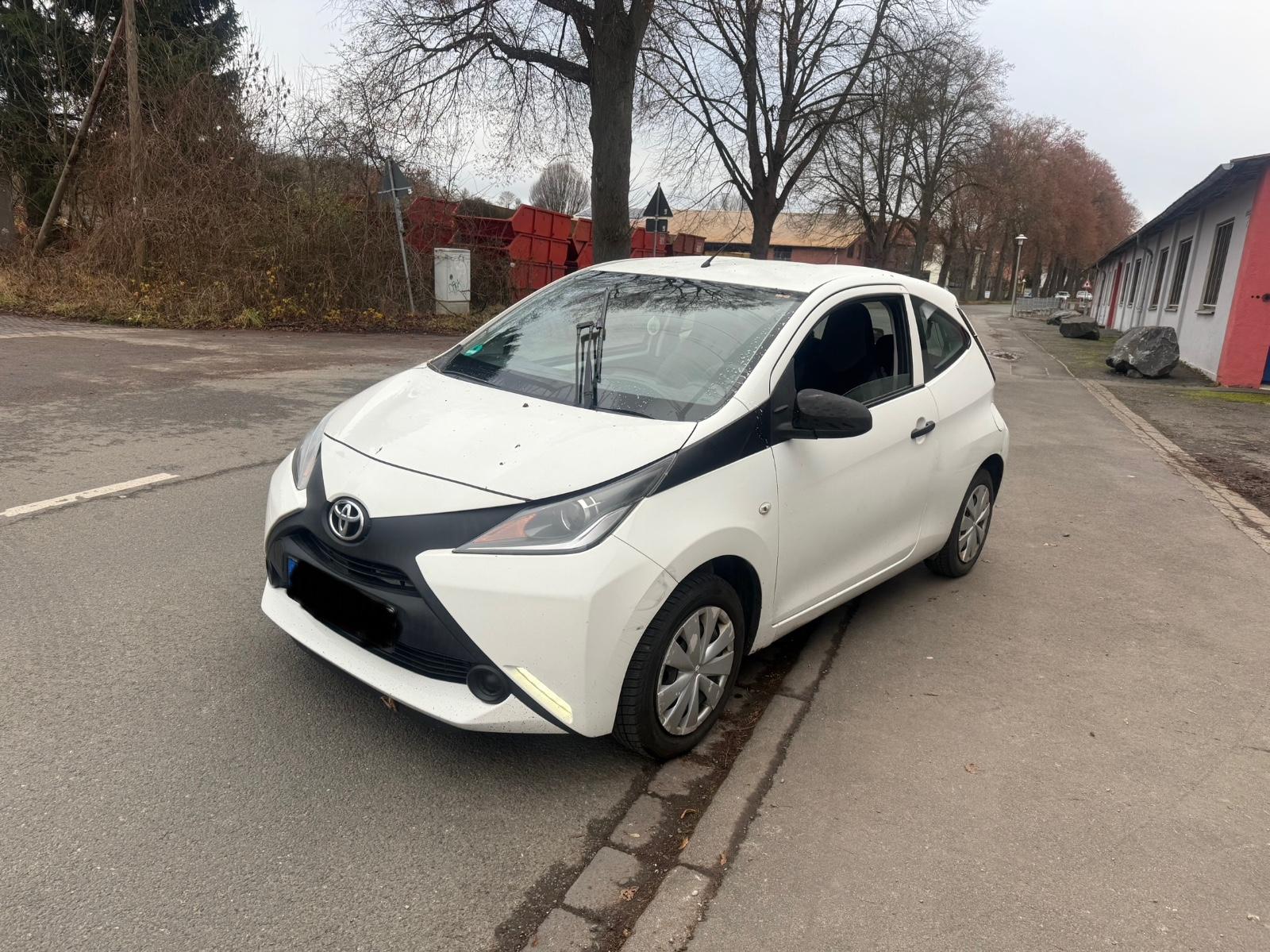 Toyota Aygo AYGO x Klima