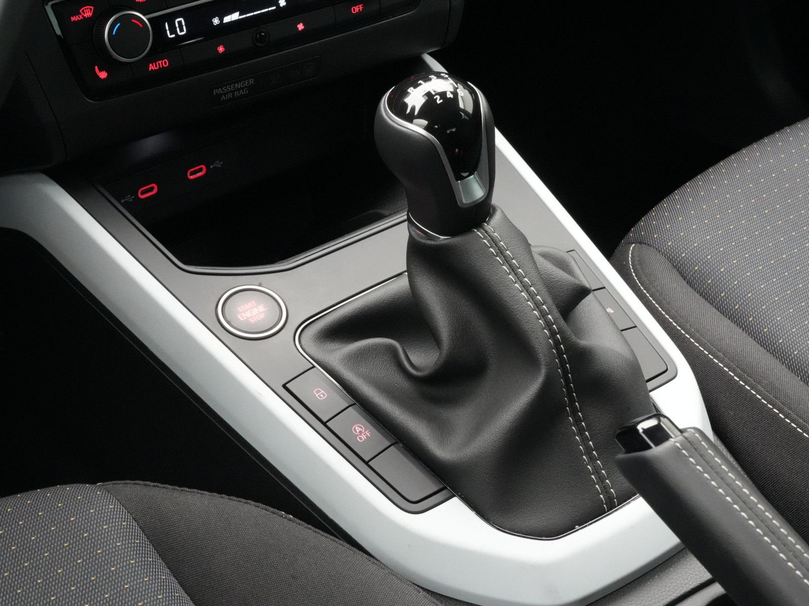 Seat Arona - Bild 11