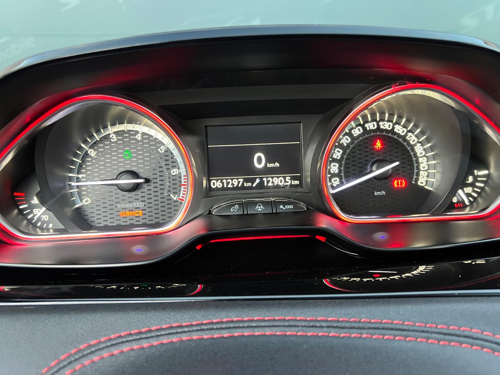 Peugeot 208 GTi*1.Hand*LED*Pano*Navi*Shz*Leder*Scheckh.*