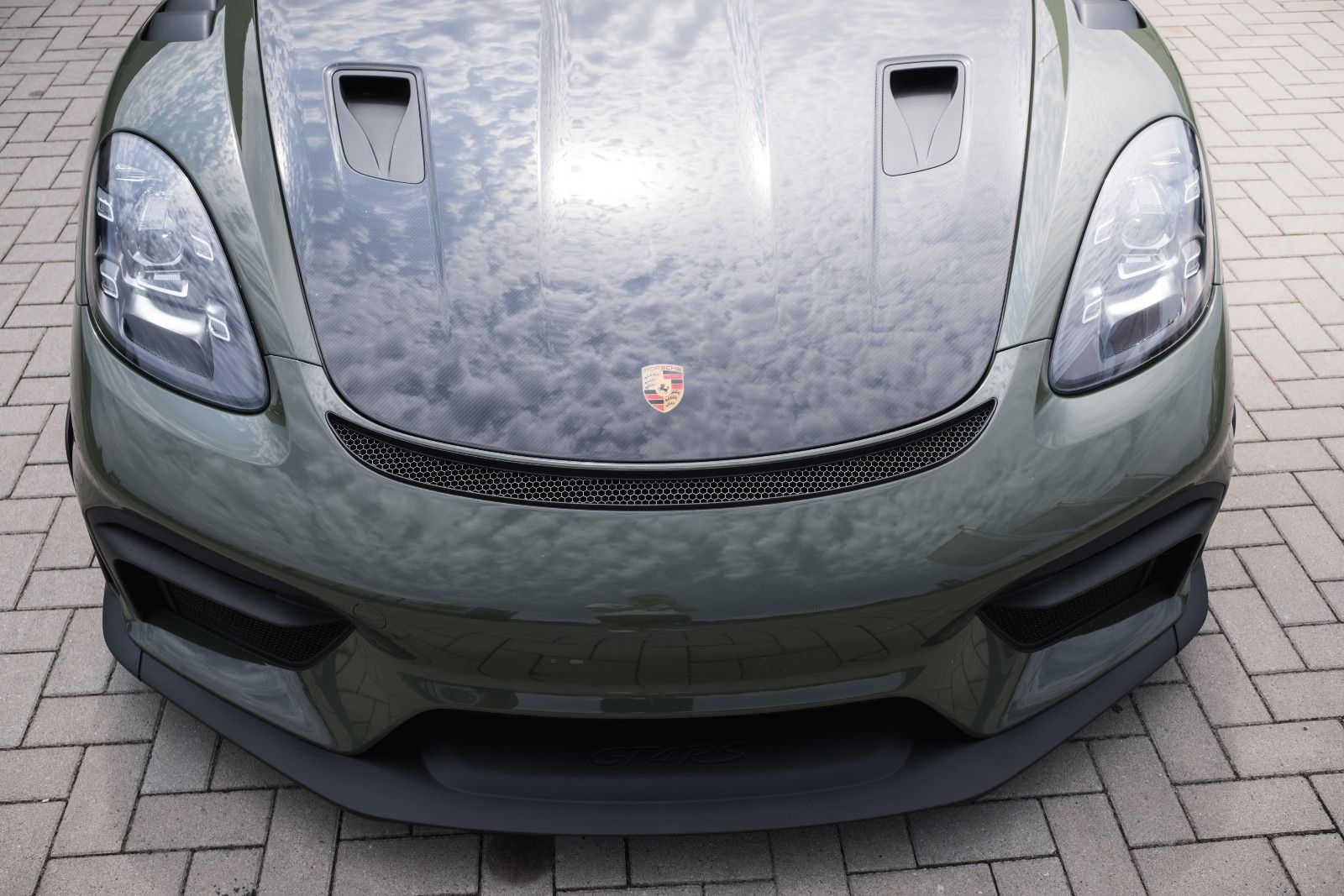 Fahrzeugabbildung Porsche 718 GT4 RS-Weissach-PTS-Lift-LED-Steuer-Folie