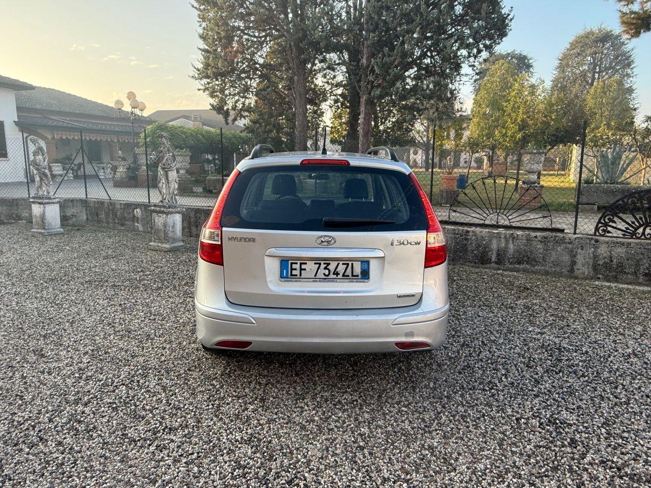 Hyundai i30 2011 — photo 6
