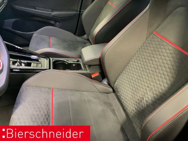 Volkswagen Golf 8 GTI 2.0 TSI DSG Clubsport 19 MATRIX PANO foto 11
