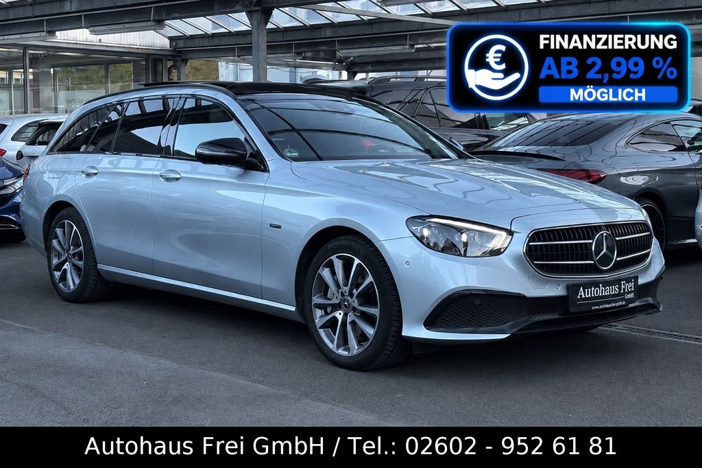 Image of Mercedes-Benz E 300