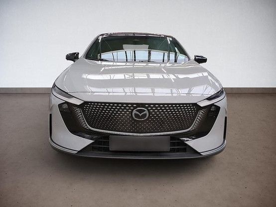 Mazda 6e 6 e 190 kW EV Takumi 560KM REICHWEITE! imagem 3