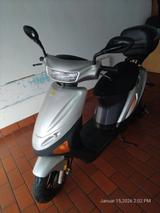 Hyosung Super Cab 50 2takter 25 kmh/45 kmh - MOFA 4 TAKT