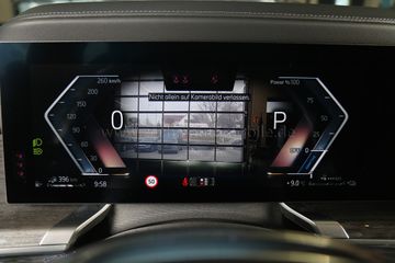 BMW 750 - 6