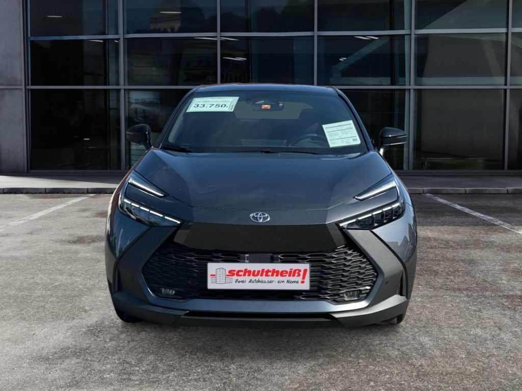 Fahrzeugabbildung Toyota C-HR 2.0 Hybrid Team Deutschland