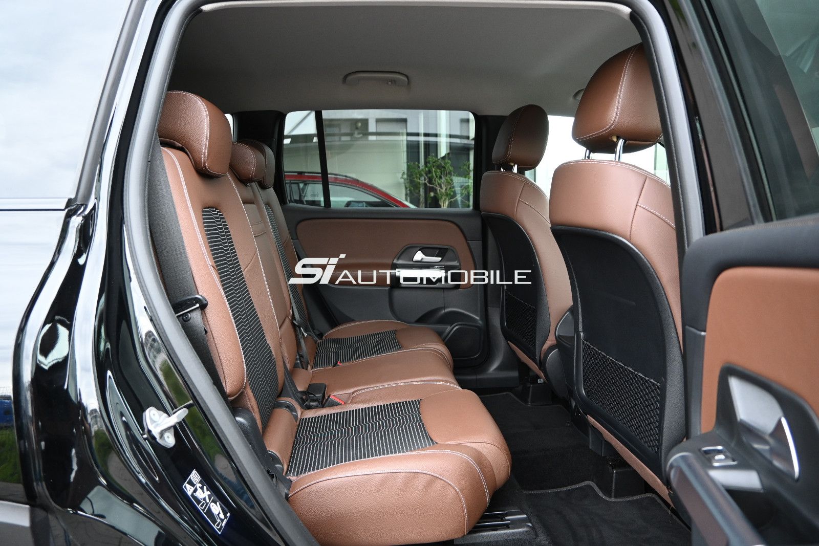 Fahrzeugabbildung Mercedes-Benz GLB 200 d Aut. Night Paket °AHK°STANDHEIZ°KAMERA