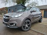 Hyundai ix35 2.0 CRDi 100kW Style 4WD AHK - Hyundai: Ix10
