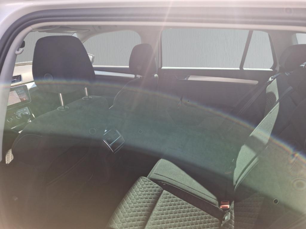 Skoda Superb Combi TDI DSG Ambition AHK Nav ACC Kamera, миниатюра 8