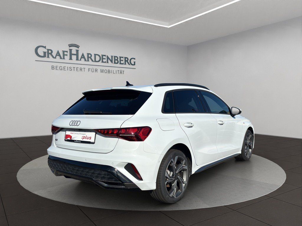 Audi A3 Sportback 40 TFSIe S tronic S line Kamera AHK imagem 2