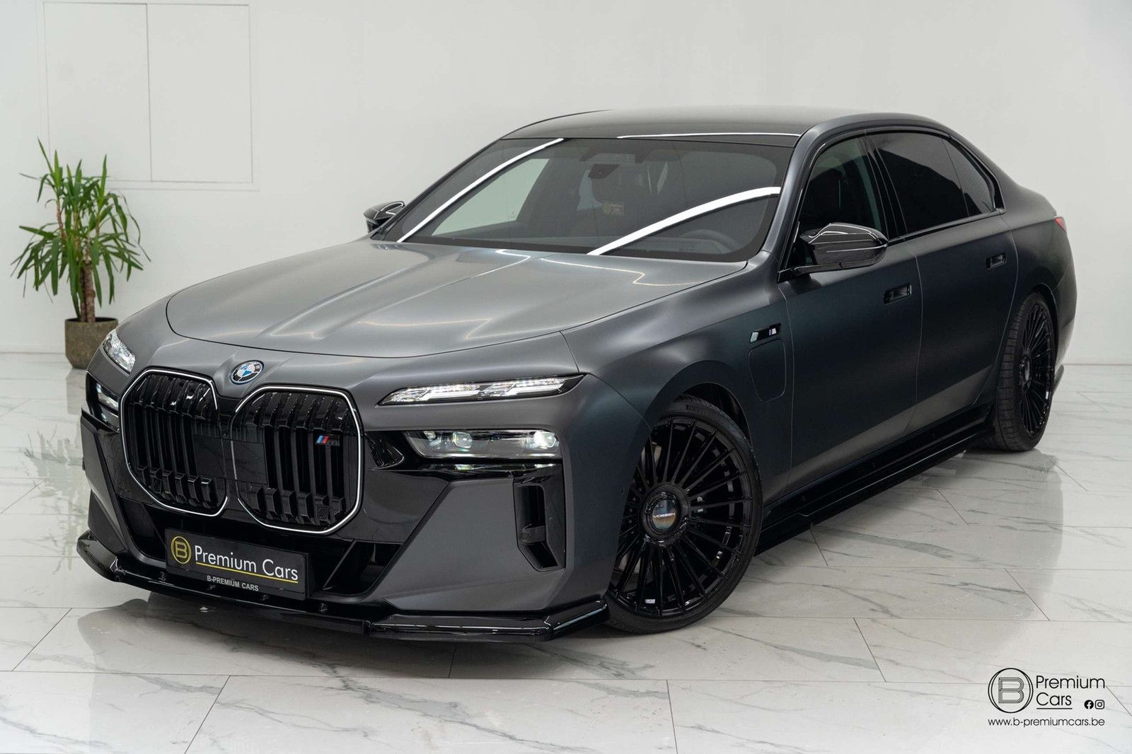 BMW 760 e xDrive Individual! Bodykit! MEGA FULL OPTI imagem 2