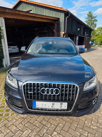 AUDI Q5 3.0 TDI S tronic quattro -